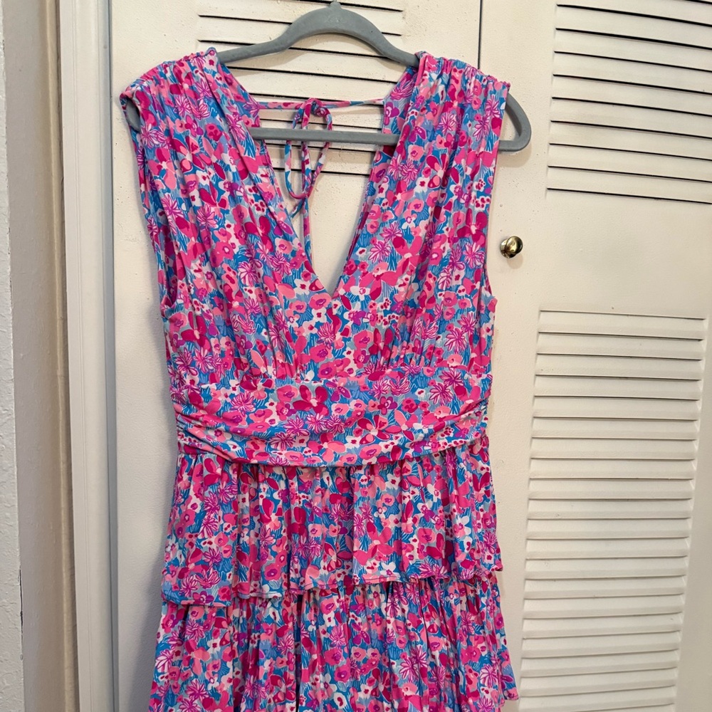 Lilly Pulitzer faye v-neck ruffle dress size large in aura pink baby bloomer